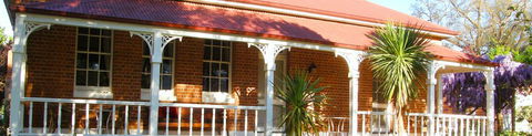 Araluen Old Courthouse Bed And Breakfast - C Tourism 0
