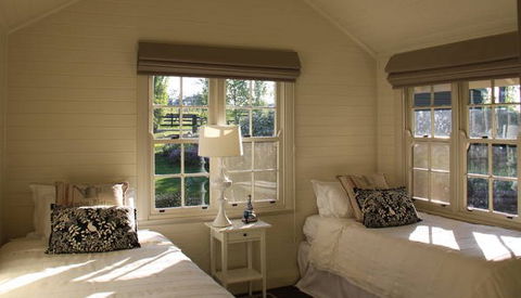 Book Barn Cottage - C Tourism 1