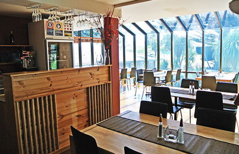 Anchor Inn - C Tourism 0