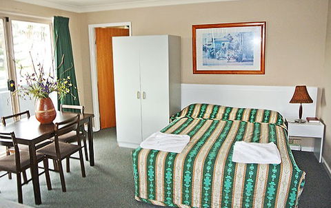 Anchor Inn - C Tourism 4