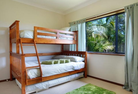 Burra By The Beach - C Tourism 2