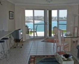 Beachfront Apartment Kiama - C Tourism 2