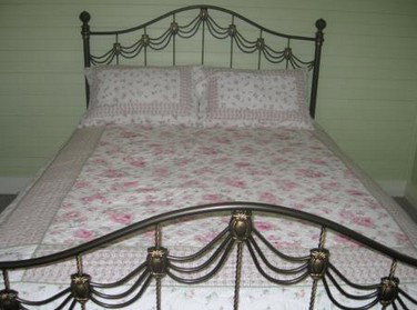 Camelot Retreat - C Tourism 0