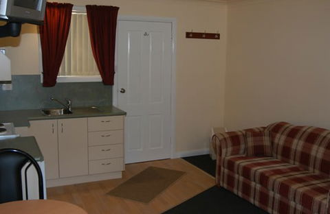 Blue Hills Farm Retreat - C Tourism 3