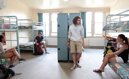 Blue Mountains YHA - Katoomba - C Tourism 3