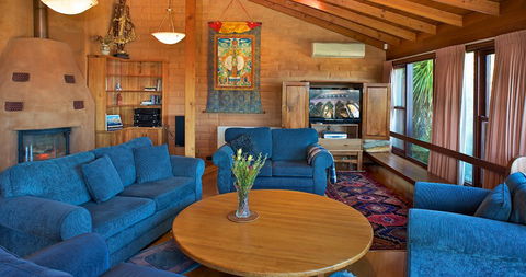 Bodhi Cottages - Mountaintop Villa - C Tourism 5