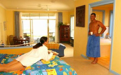 Al Mare Beachfront Retreat - C Tourism 0