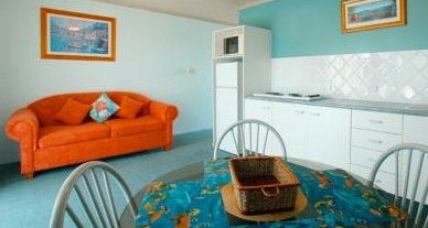 Allamanda Retreat - The Entrance - C Tourism 2