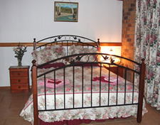 Twilight Grove Farm Bed And Breakfast  - C Tourism 4