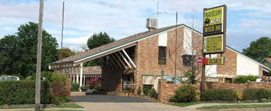 All Travellers Motor Inn - C Tourism 1