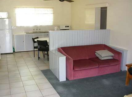 Castlereagh Village Holiday Units - C Tourism 3