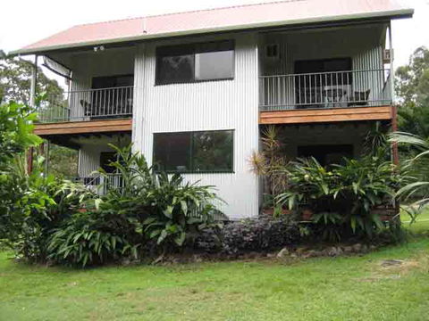 Byfield Creek Lodge - C Tourism 1
