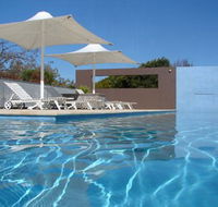 Shutters On The Beach - C Tourism