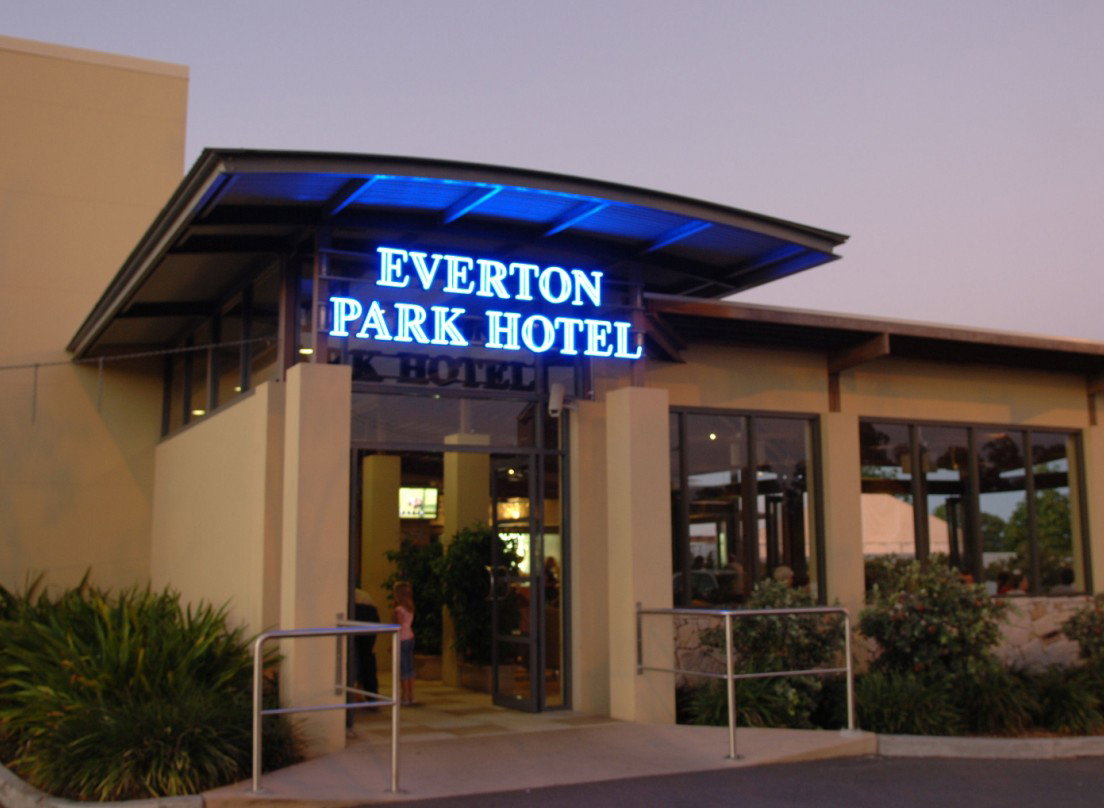 Everton Hills QLD C Tourism