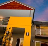 Champion Lakes Accommodation Waterside - C Tourism