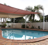 Ambassador Apartments Holiday Units - C Tourism