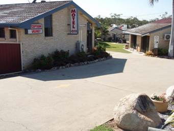 Gladstone Village Motel - C Tourism 0