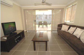 CapBlue Apartments - C Tourism 3