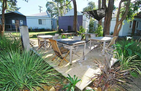 Huskisson Holiday Cabins - C Tourism 4