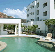 Ocean Breeze By The Strand - C Tourism