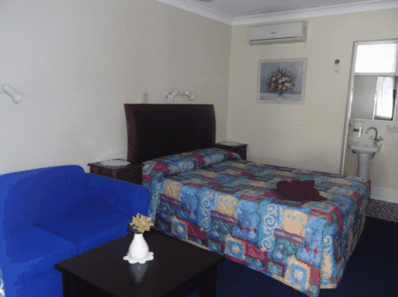 Bells Motel - C Tourism 3