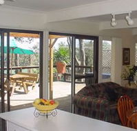 Lakeview Cottage - C Tourism