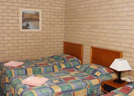 Gunsynd Motor Inn - C Tourism 0