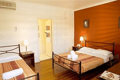Easystay Motel - C Tourism