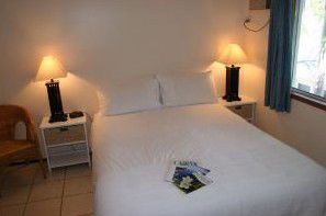 Zimzala Retreat Bed & Breakfast - C Tourism 0