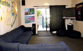 Surf N Sun Beachside Backpackers - C Tourism 4