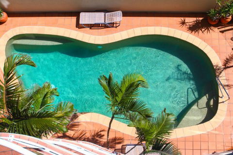 The Waterview Resort - C Tourism 4