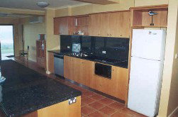 Horizons Beachfront Apartment - C Tourism 3