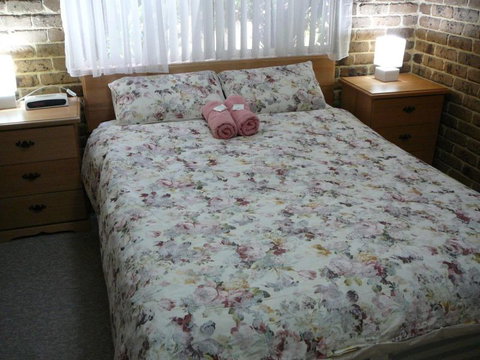 Beachfront Units Merimbula - C Tourism 5