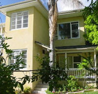 City Beach Bed and Breakfast - C Tourism