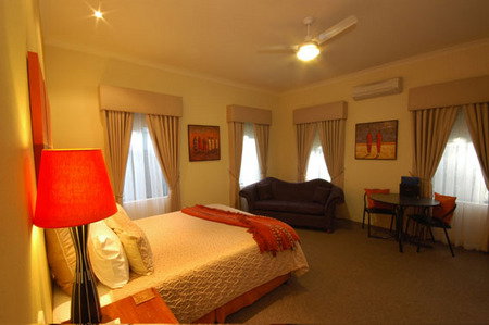 Vintages Accommodation - C Tourism 0