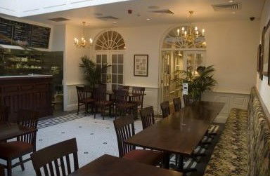 The Royal Exhibition Hotel - C Tourism 3