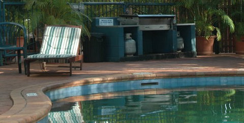 Coconut Grove Holiday Apartments - C Tourism 1