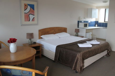 A' Montego Mermaid Beach Motel - C Tourism 1