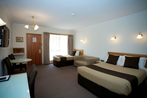 Best Western Golden Grain Motor Inn - C Tourism 2