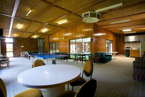 Best Western Golden Grain Motor Inn - C Tourism 3
