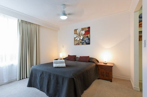 La Grande Apartments Broadbeach - C Tourism 1