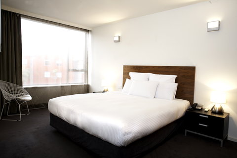 Cosmopolitan Hotel - C Tourism 0