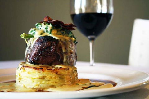 Avoca Hotel - C Tourism 0