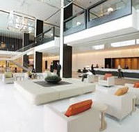 Crown Promenade Hotel - C Tourism