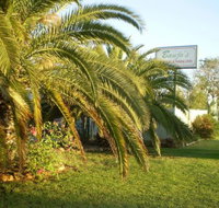 Banjo's Overnight amp Holiday Units - C Tourism