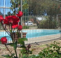 Motel Menere's - C Tourism