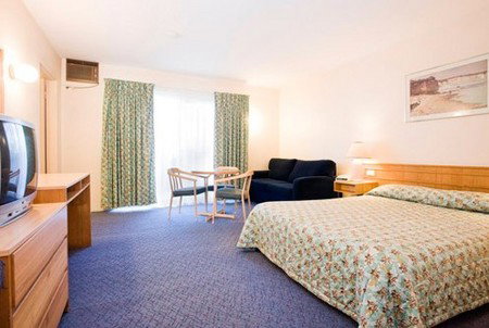 Bay Waters - C Tourism 1