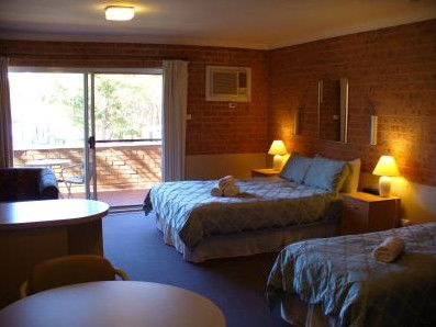 Huskisson Beach Motel - C Tourism 1