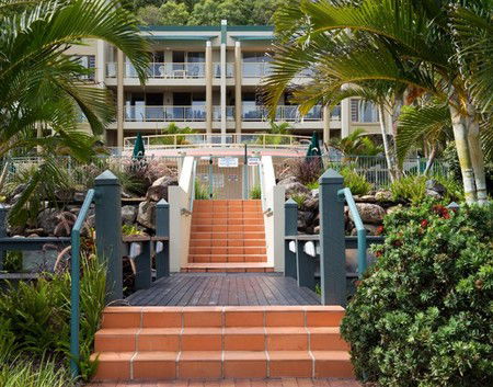 Little Cove Currumbin Beach Resort - C Tourism 2