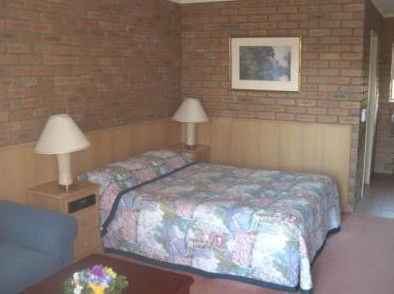 Summerhill Motor Inn - C Tourism 2